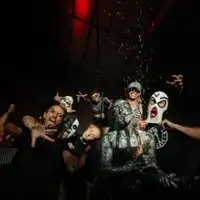 Krav Boca + Poésie Zéro, Tournée