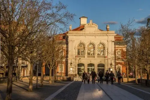 Théâtre municipal des Lices