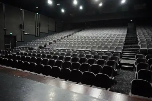 Les Allos : Théâtre de Cluses
