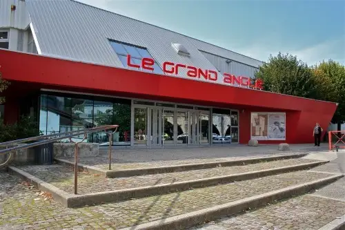 Le Grand Angle