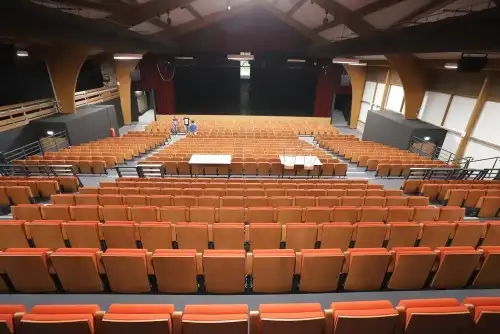 Théâtre Léo Ferré