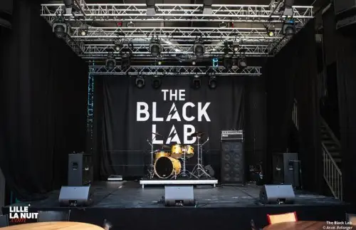 THE BLACK LAB