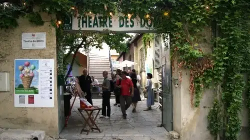 Théâtre des Doms