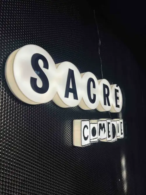 Sacré Comédie