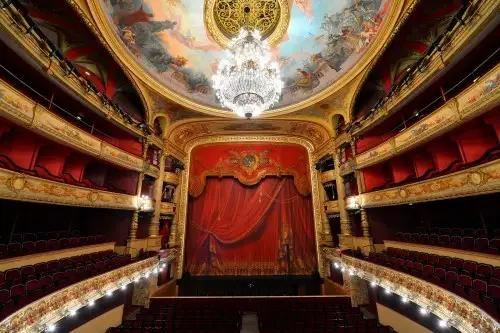 Opera Comedie
