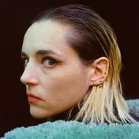 Jehnny  Beth