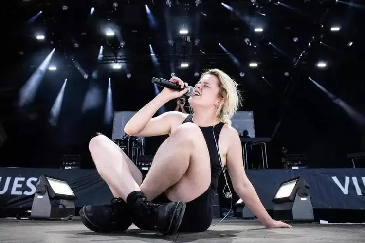 Zaho De Sagazan